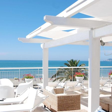 Hotel Villa Eleonora Scauri  Exteriér fotografie