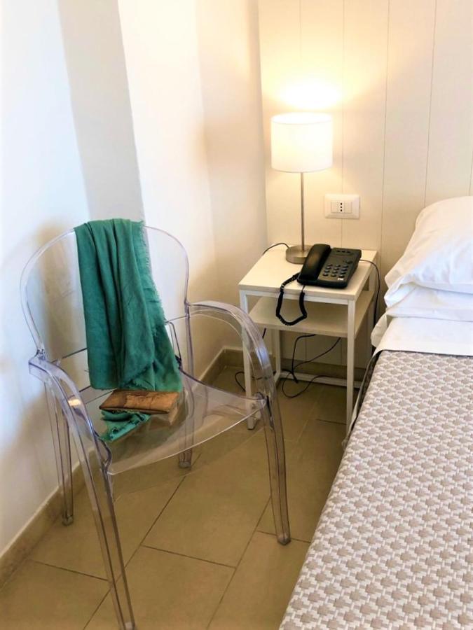 Hotel Villa Eleonora Scauri  Exteriér fotografie