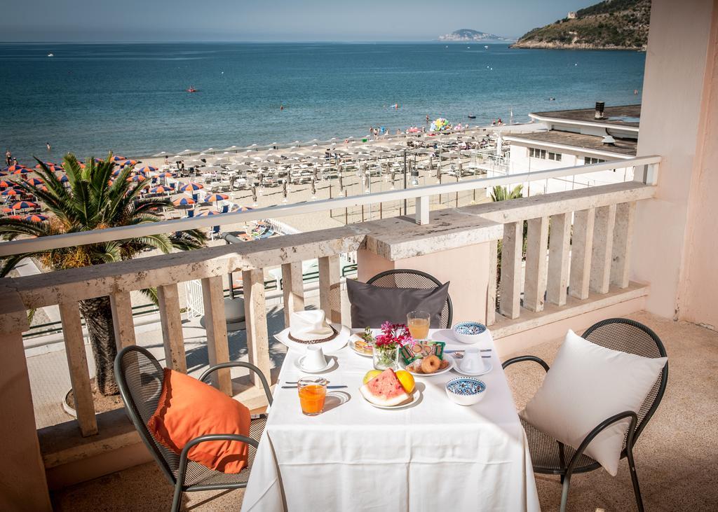 Hotel Villa Eleonora Scauri  Exteriér fotografie