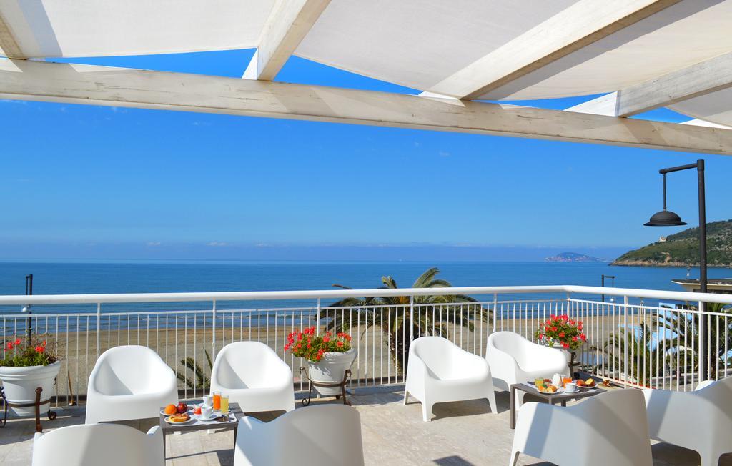 Hotel Villa Eleonora Scauri  Exteriér fotografie
